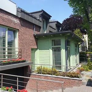 https://green-house-apartment-81-752.gdanskhotel.org