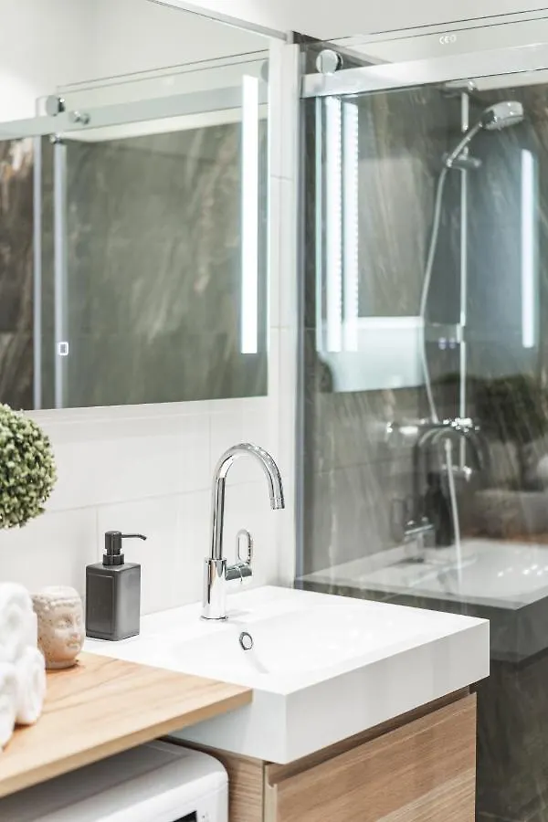 Zeus Design Apartments Вена
