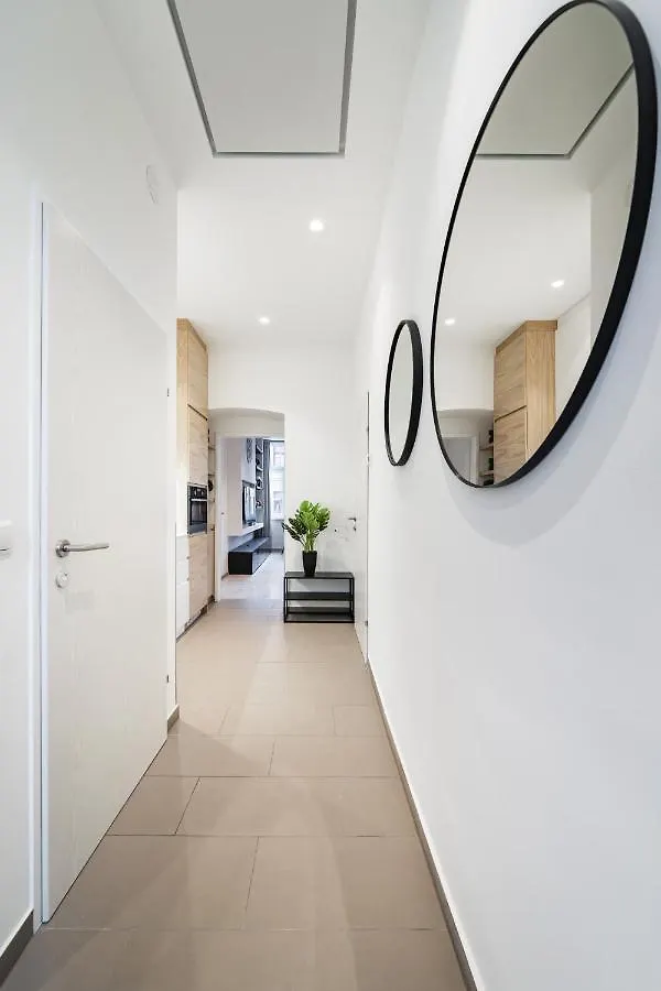 Zeus Design Apartments Viena 0*,