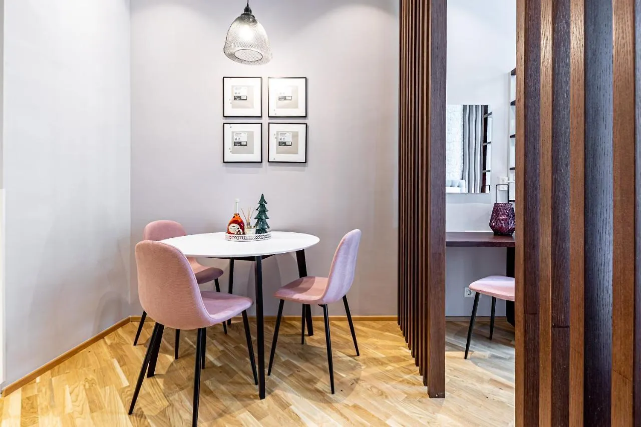 Zeus Design Apartments Вена