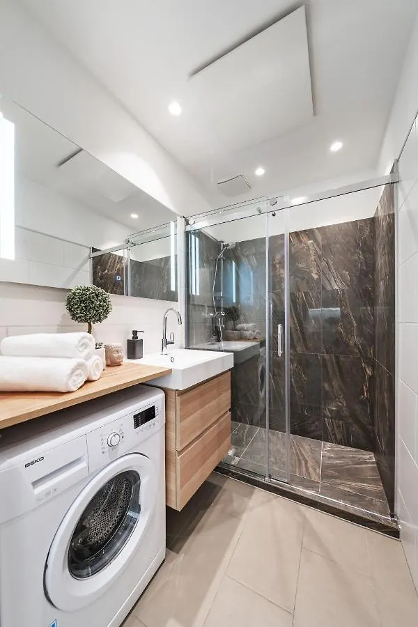 Zeus Design Apartments Vienna 0*,  Austria
